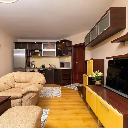 Centrally-located 1bd Near Kapana By Flat Mаnager Апартаменты Пловдив